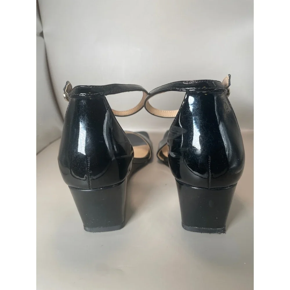 Unisa Unkarder Black Patent Wedge Sandals Square Toe Ankle Strap Womens 7M